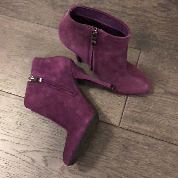 Aldo purple suede woman’s booties - Picture 3 of 5